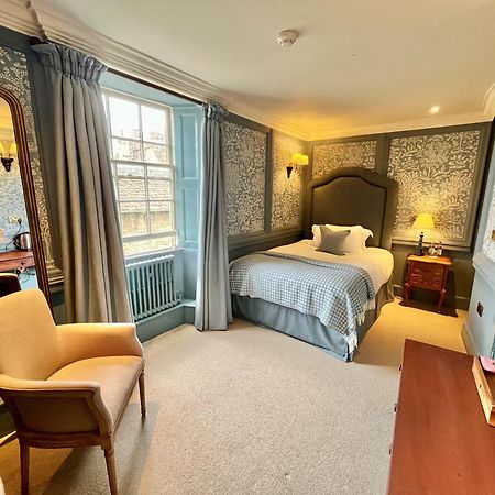 The Bay Tree Hotel Берфорд Екстер'єр фото