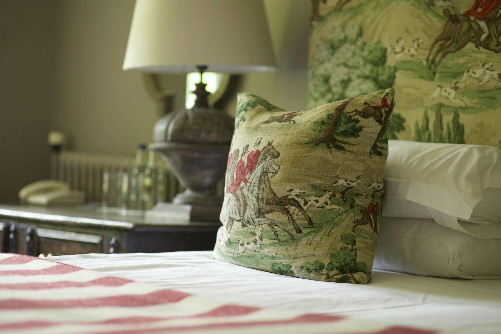 The Bay Tree Hotel Берфорд Екстер'єр фото